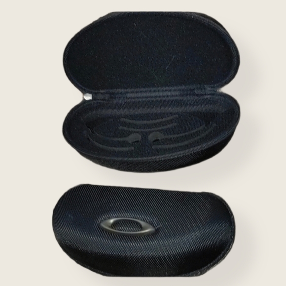 Oakley case tactical zip hard shell - Picture 1 of 5